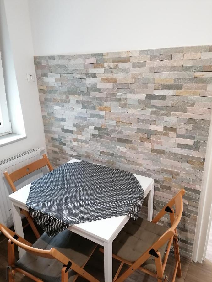 Alex Apartman Sopron Extérieur photo