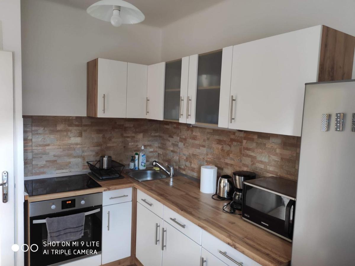 Alex Apartman Sopron Extérieur photo